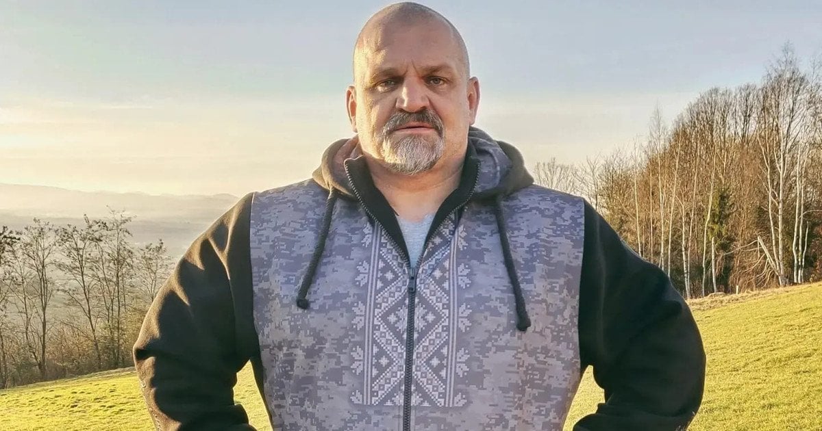 Василь Вірастюк вразив публіку ніжними кадрами з молодшою коханою, з якою виховує двох синів