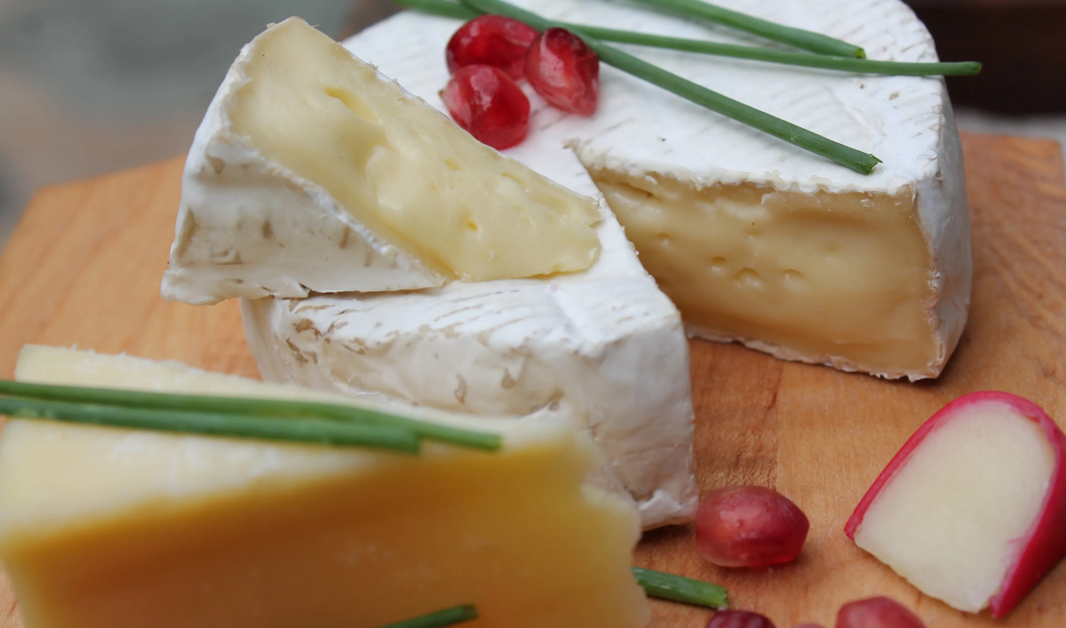 Польські масла та сири: 4 з 5 продуктів виявились фальсифікатом, згідно перевірки в Києві