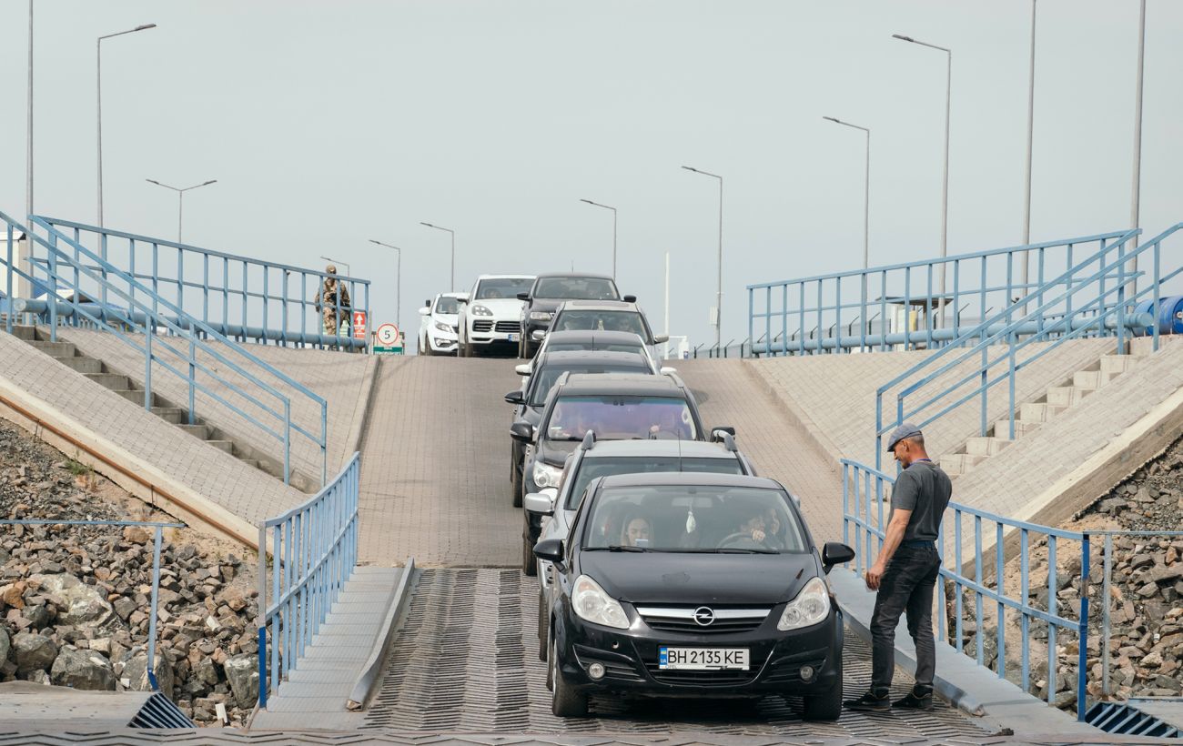 Незламна доля: ДПСУ про роботу пунктів пропуску під обстрілами